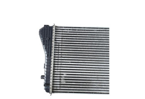 Echangeur air (Intercooler) VOLKSWAGEN GOLF 5 Photo n°1