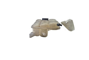 Vase d'expansion VOLVO C 30 Photo n°2 Vase d'expansion VOLVO C 30 Photo n°2