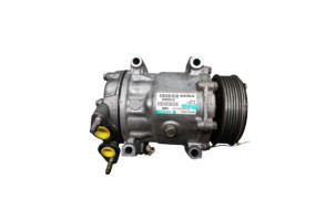 Compresseur clim VOLVO C 30 Photo n°2 Compresseur clim VOLVO C 30 Photo n°2
