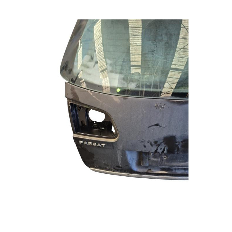 Malle/Hayon arriere VOLKSWAGEN PASSAT 5 Photo n°1