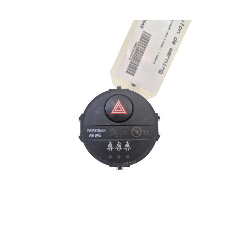 Bouton de warning TOYOTA YARIS 3 Photo n°1 Bouton de warning TOYOTA YARIS 3 Photo n°1