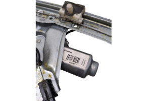 Leve vitre electrique avant droit RENAULT CLIO 3 Photo n°1