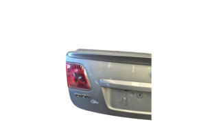 Malle/Hayon arriere TOYOTA AVENSIS 3 Photo n°4 Malle/Hayon arriere TOYOTA AVENSIS 3 Photo n°4