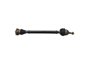 Cardan droit (transmission) AUDI TT 1 Photo n°3 Cardan droit (transmission) AUDI TT 1 Photo n°3