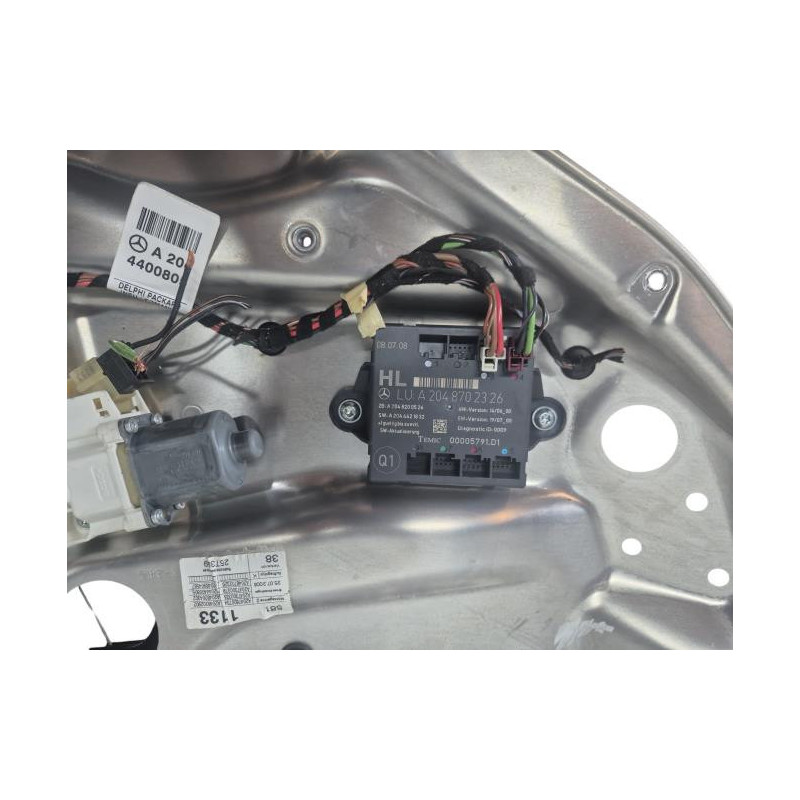 Leve vitre electrique arriere gauche MERCEDES CLASSE C 204 Photo n°1 Leve vitre electrique arriere gauche MERCEDES CLASSE C 204 Photo n°1