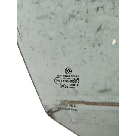 Vitre avant droit VOLKSWAGEN SCIROCCO 3