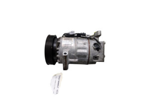 Compresseur clim RENAULT CLIO 4 Photo n°1