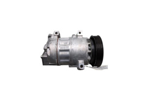 Compresseur clim RENAULT CLIO 4 Photo n°6