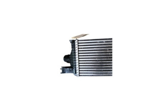 Echangeur air (Intercooler) RENAULT CLIO 4 Photo n°3 Echangeur air (Intercooler) RENAULT CLIO 4 Photo n°3