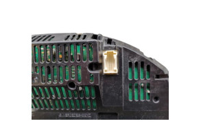 Compteur MERCEDES CLASSE C 204 Photo n°4 Compteur MERCEDES CLASSE C 204 Photo n°4