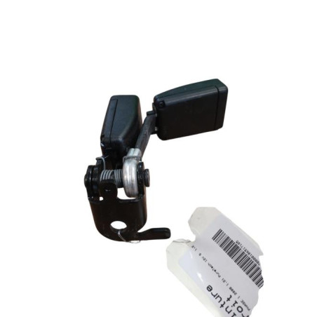 Attache ceinture arriere droit PEUGEOT 2008 1