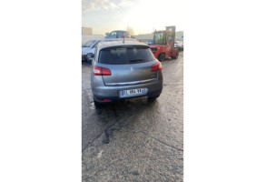 Extension d'aile arriere droit PEUGEOT 4008 Photo n°4 Extension d'aile arriere droit PEUGEOT 4008 Photo n°4