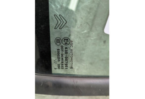 Custode avant gauche (porte) CITROEN DS3 Photo n°3