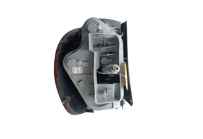 Feu arriere principal gauche (feux) VOLKSWAGEN FOX Photo n°2