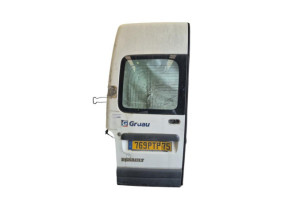 Porte de coffre gauche RENAULT MASTER 2 Photo n°1 Porte de coffre gauche RENAULT MASTER 2 Photo n°1