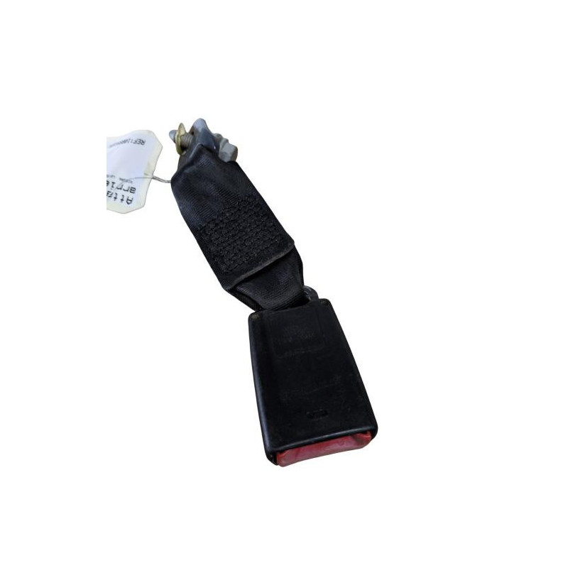 Attache ceinture arriere gauche NISSAN MICRA 3 Photo n°1 Attache ceinture arriere gauche NISSAN MICRA 3 Photo n°1