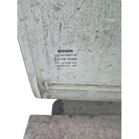 Vitre arriere droit NISSAN QASHQAI 1