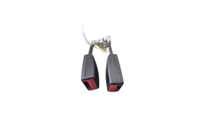 Attache ceinture arriere gauche SEAT IBIZA 4 Photo n°1