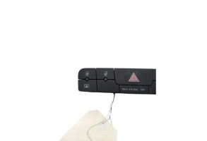 Bouton de warning SEAT IBIZA 4 Photo n°2
