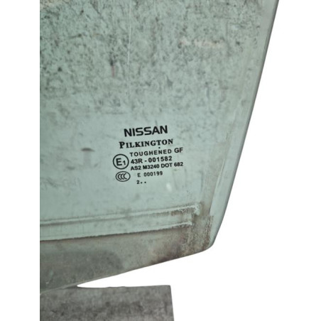 Vitre avant gauche NISSAN QASHQAI 1