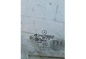 Vitre avant droit MERCEDES CLASSE M 164 Photo n°2 Vitre avant droit MERCEDES CLASSE M 164 Photo n°2