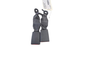 Attache ceinture arriere gauche CITROEN DS3 Photo n°1