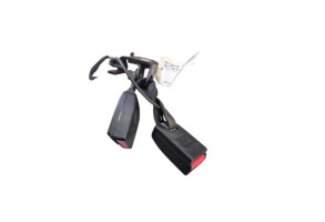 Attache ceinture arriere droit RENAULT MEGANE 3 Photo n°1 Attache ceinture arriere droit RENAULT MEGANE 3 Photo n°1