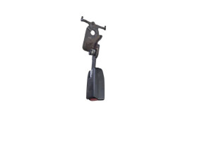 Attache ceinture arriere gauche RENAULT MEGANE 3 Photo n°1 Attache ceinture arriere gauche RENAULT MEGANE 3 Photo n°1