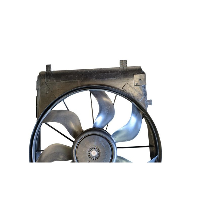 Moto ventilateur radiateur MERCEDES CLASSE A 176 Photo n°1 Moto ventilateur radiateur MERCEDES CLASSE A 176 Photo n°1
