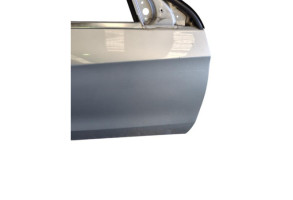 Porte avant droit MERCEDES CLASSE A 176 Photo n°8 Porte avant droit MERCEDES CLASSE A 176 Photo n°8