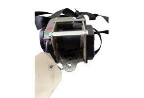 Ceinture avant gauche VOLKSWAGEN GOLF 6 Photo n°4 Ceinture avant gauche VOLKSWAGEN GOLF 6 Photo n°4