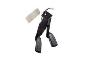 Attache ceinture arriere gauche NISSAN QASHQAI 1 Photo n°1 Attache ceinture arriere gauche NISSAN QASHQAI 1 Photo n°1