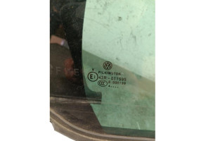 Custode arriere droit (porte) VOLKSWAGEN GOLF Photo n°2 Custode arriere droit (porte) VOLKSWAGEN GOLF Photo n°2