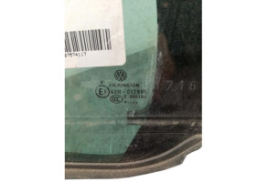Custode arriere gauche (porte) VOLKSWAGEN GOLF Photo n°2 Custode arriere gauche (porte) VOLKSWAGEN GOLF Photo n°2