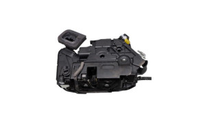 Serrure arriere gauche VOLKSWAGEN GOLF Photo n°4 Serrure arriere gauche VOLKSWAGEN GOLF Photo n°4