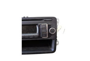 Autoradio d'origine VOLKSWAGEN POLO 5 Photo n°5 Autoradio d'origine VOLKSWAGEN POLO 5 Photo n°5