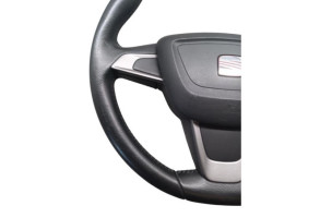 Volant SEAT IBIZA 4 Photo n°2 Volant SEAT IBIZA 4 Photo n°2