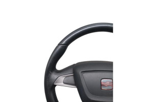 Volant SEAT IBIZA 4 Photo n°4 Volant SEAT IBIZA 4 Photo n°4