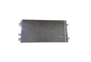 Radiateur clim RENAULT MEGANE 3 Photo n°4 Radiateur clim RENAULT MEGANE 3 Photo n°4