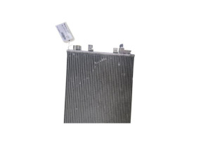 Radiateur clim RENAULT MEGANE 3 Photo n°6 Radiateur clim RENAULT MEGANE 3 Photo n°6