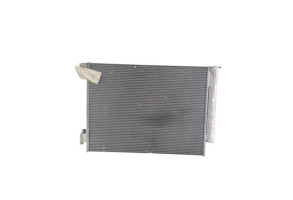 Radiateur clim RENAULT CLIO 5 Photo n°4 Radiateur clim RENAULT CLIO 5 Photo n°4