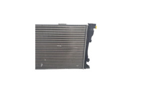 Radiateur eau MERCEDES CLASSE A 176 Photo n°2 Radiateur eau MERCEDES CLASSE A 176 Photo n°2