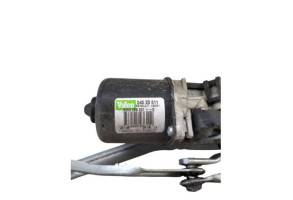 Moteur essuie glace avant RENAULT CLIO 3 Photo n°1 Moteur essuie glace avant RENAULT CLIO 3 Photo n°1