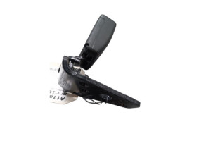 Attache ceinture arriere gauche PEUGEOT 2008 1 Photo n°3 Attache ceinture arriere gauche PEUGEOT 2008 1 Photo n°3