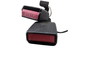 Attache ceinture arriere gauche RENAULT MEGANE 3 Photo n°7