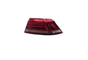 Feu arriere principal droit (feux) VOLKSWAGEN PASSAT 7 Photo n°5