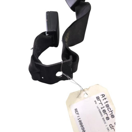 Attache ceinture arriere droit BMW SERIE 1 E81