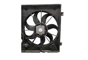 Moto ventilateur radiateur VOLKSWAGEN PASSAT 5 Photo n°2