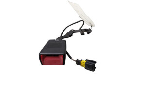 Attache ceinture arriere droit PEUGEOT 5008 1 Photo n°1