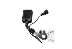 Attache ceinture arriere droit PEUGEOT 5008 1 Photo n°2